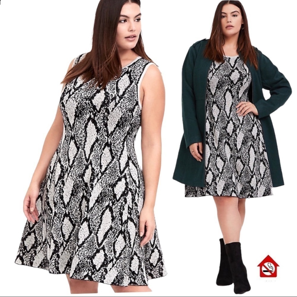 TORRID KNIT Knit Sweater Dress Snake Print